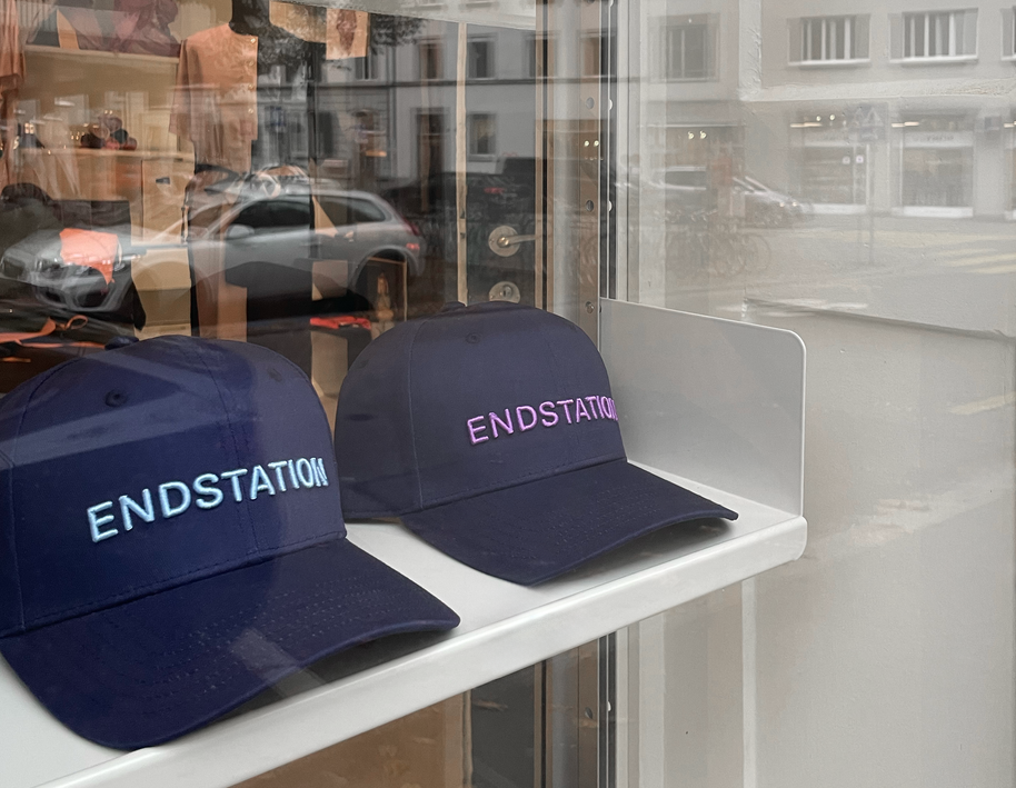 Endstation Cap