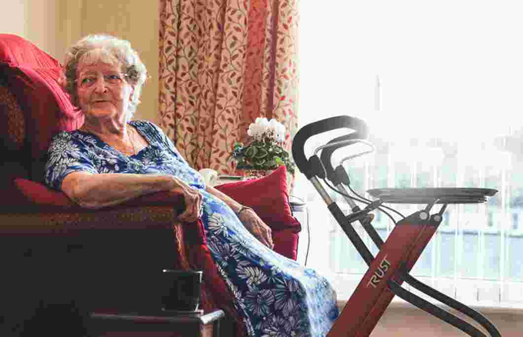 Let's Go Indoor-Rollator